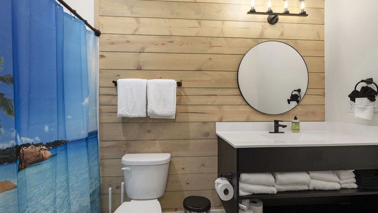 Photo of Bathroom in Hollister
