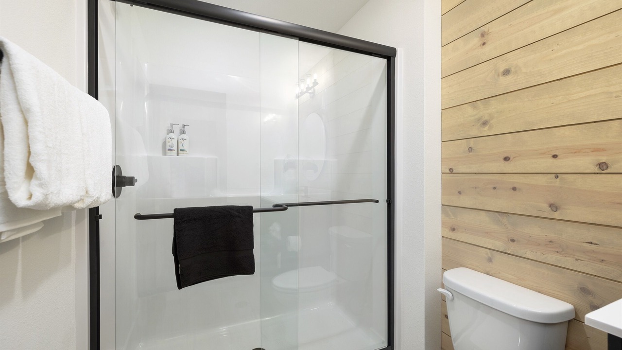 Photo of Bathroom in Hollister