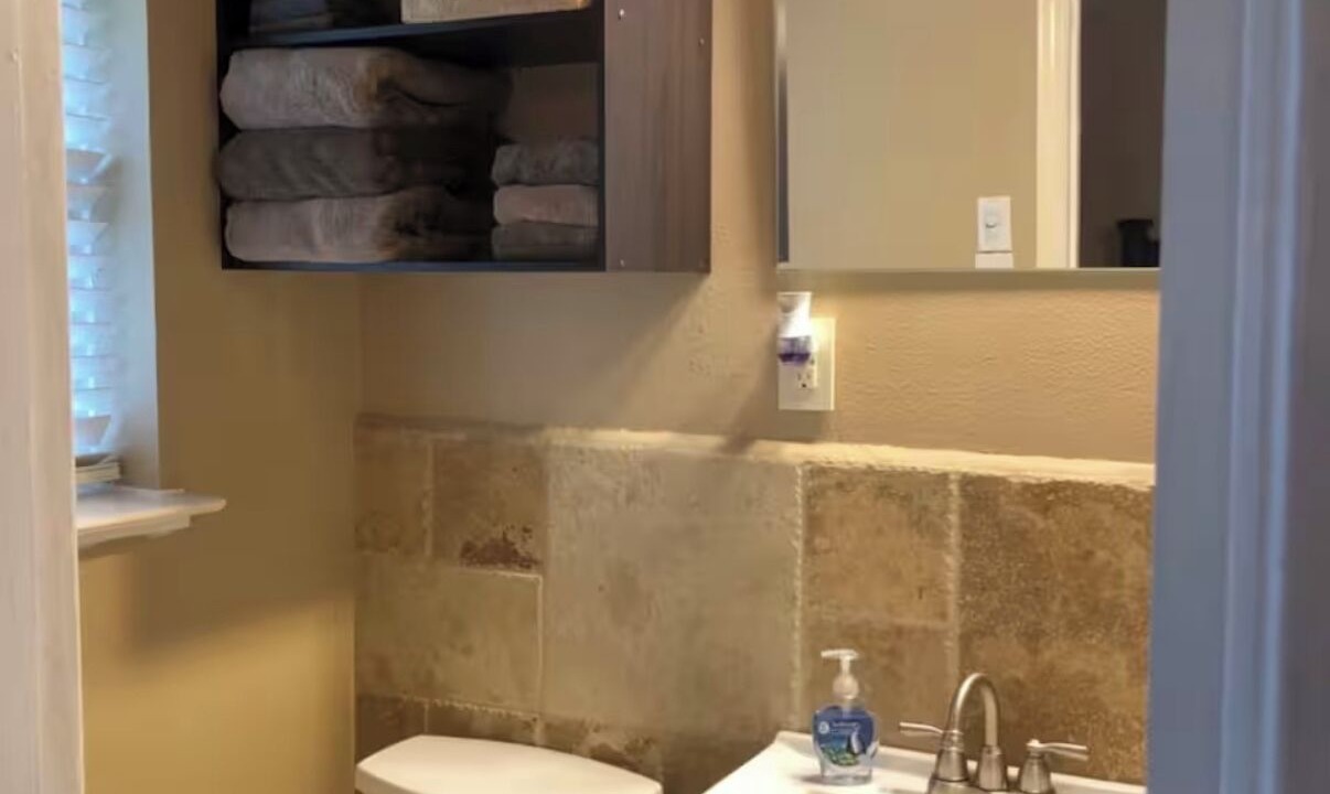 Photo of Bathroom in Farmers Branch