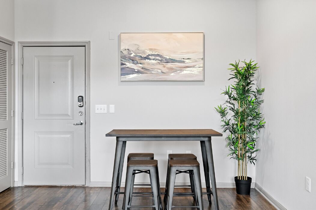 Photo of Livingroom in Montopolis