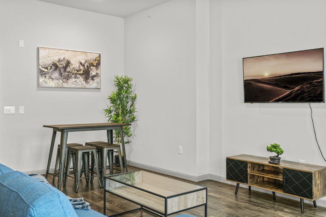 Photo of Livingroom in Montopolis