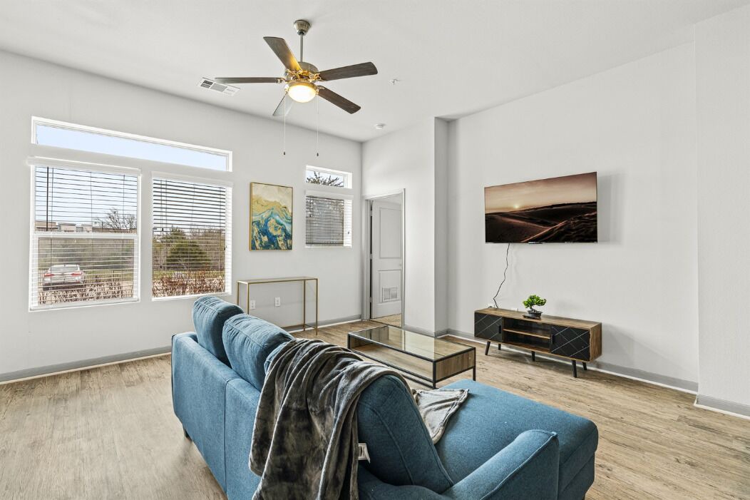 Photo of Livingroom in Montopolis