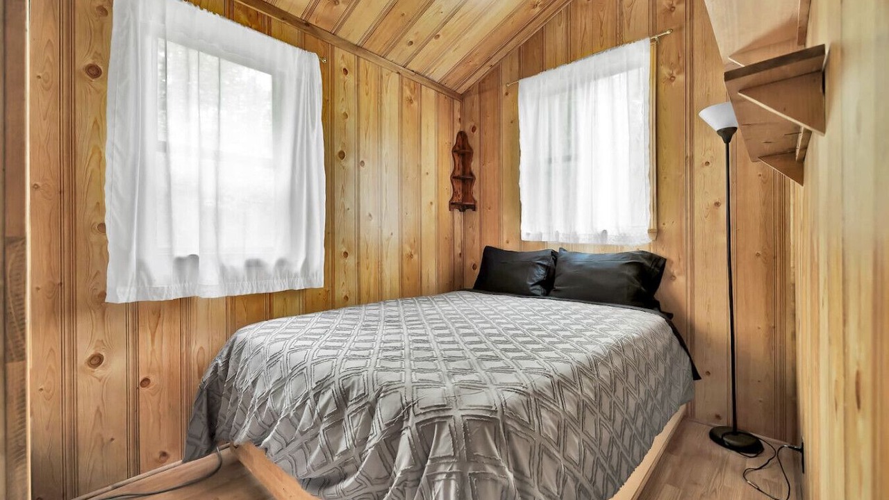 Photo of Bedroom in Notre-Dame-de-Pontmain