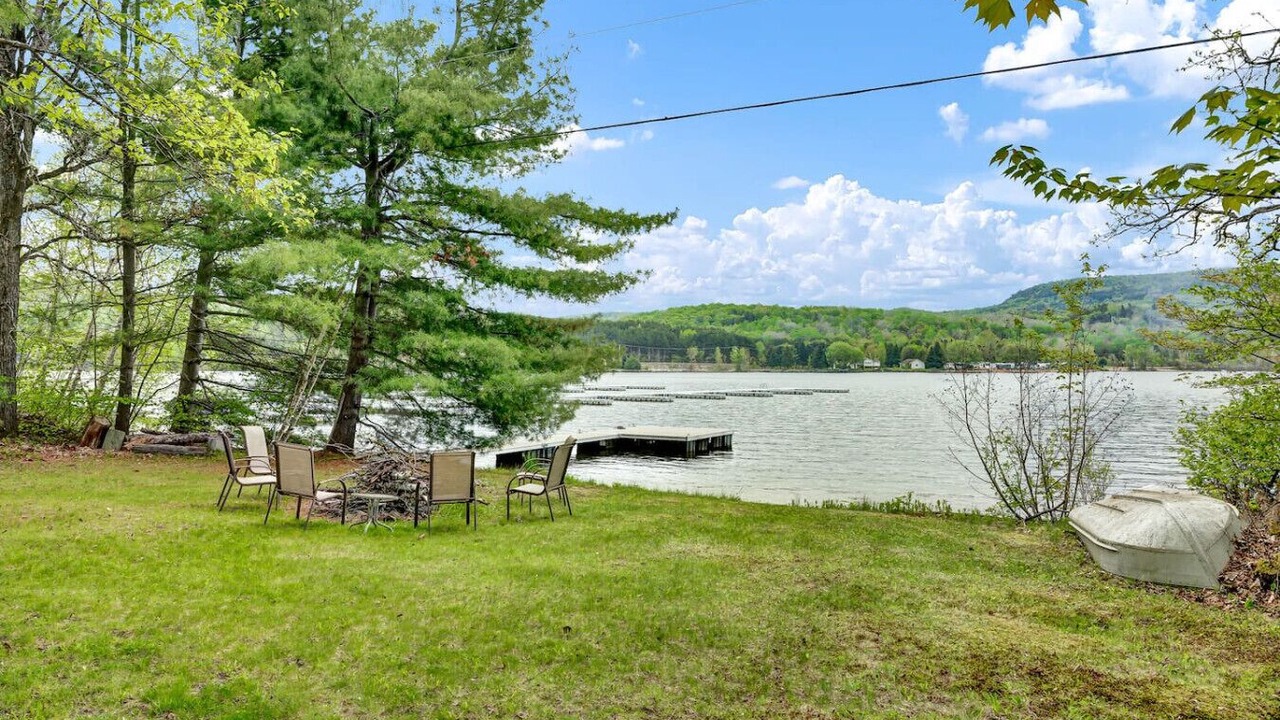 Photo of Outdoor in Notre-Dame-de-Pontmain