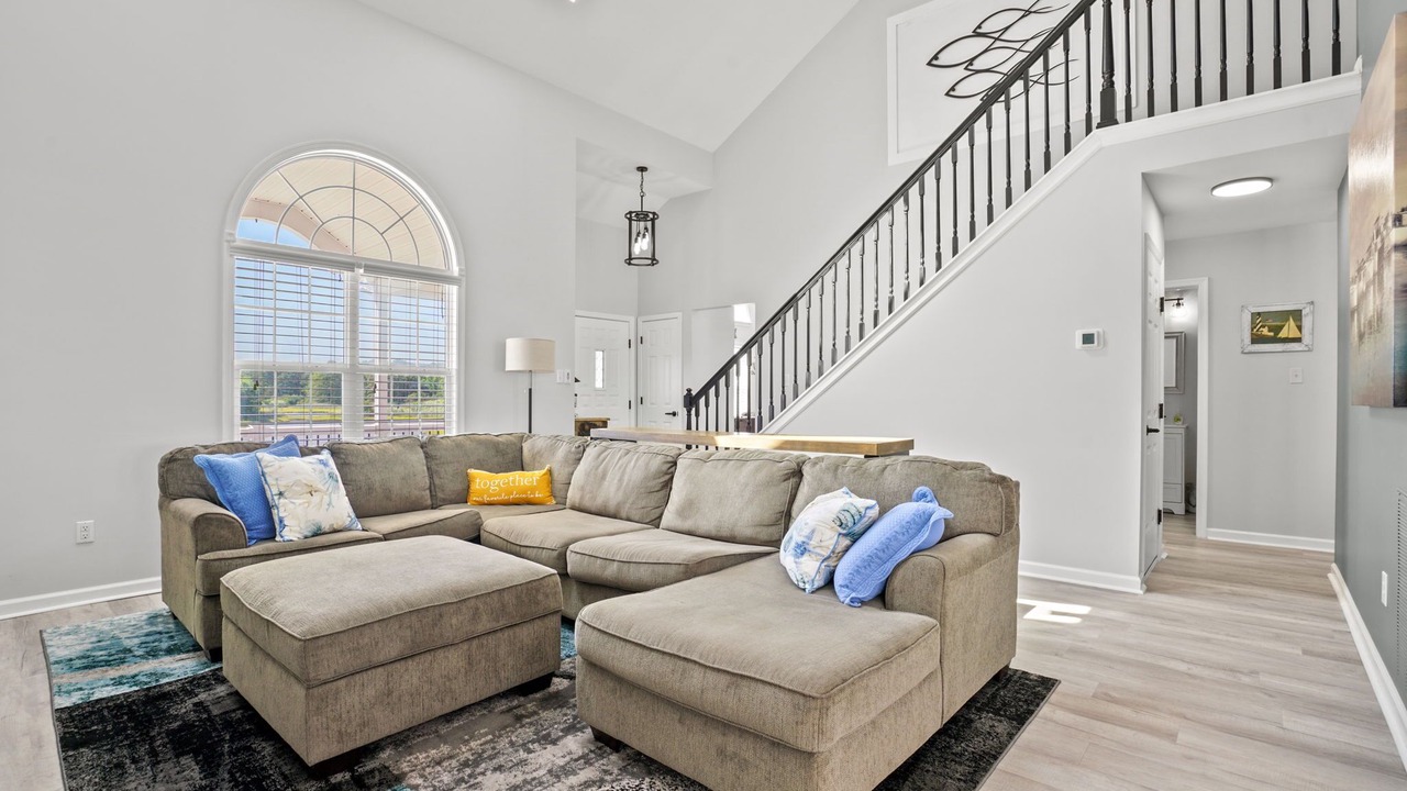 Photo of Livingroom in Captain's Cove