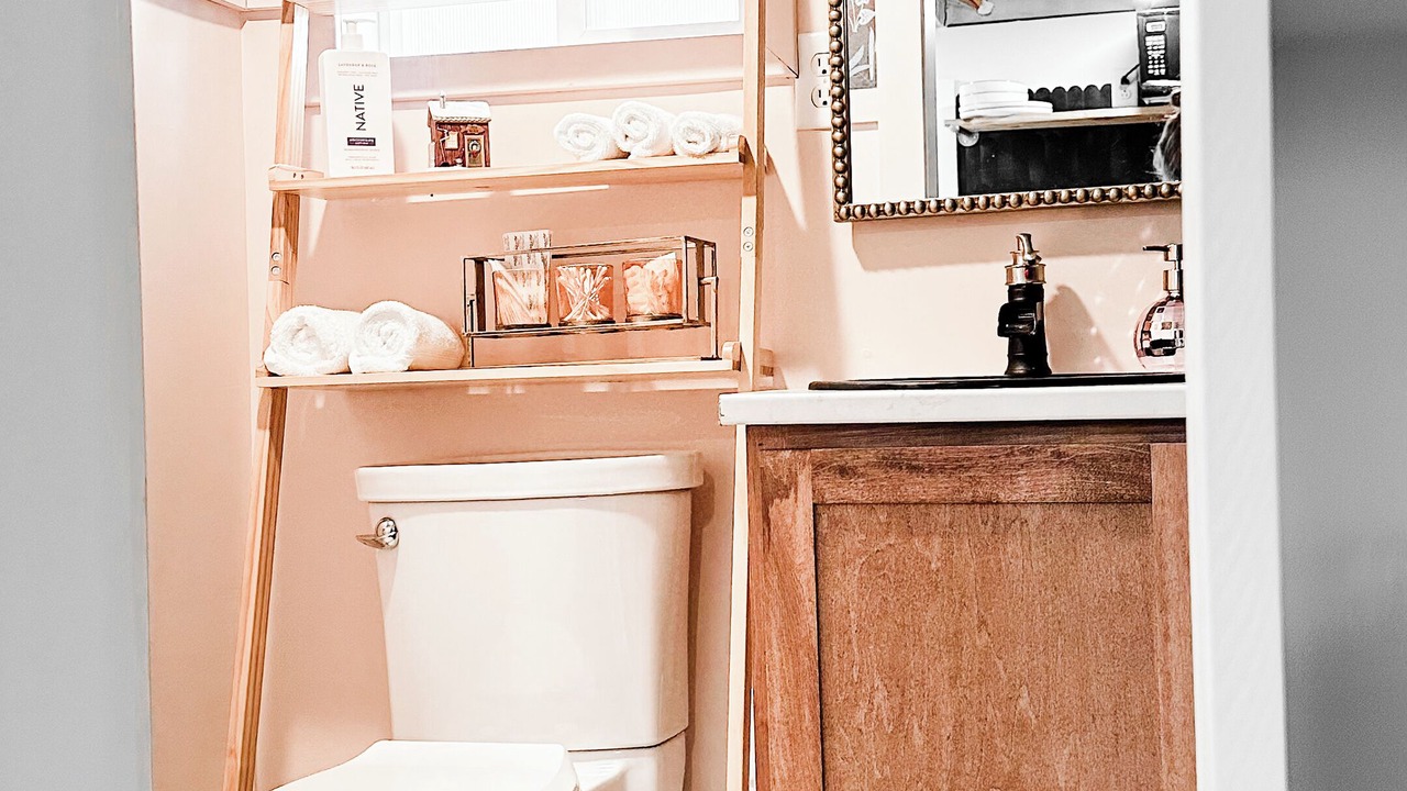 Photo of Bathroom in Albion