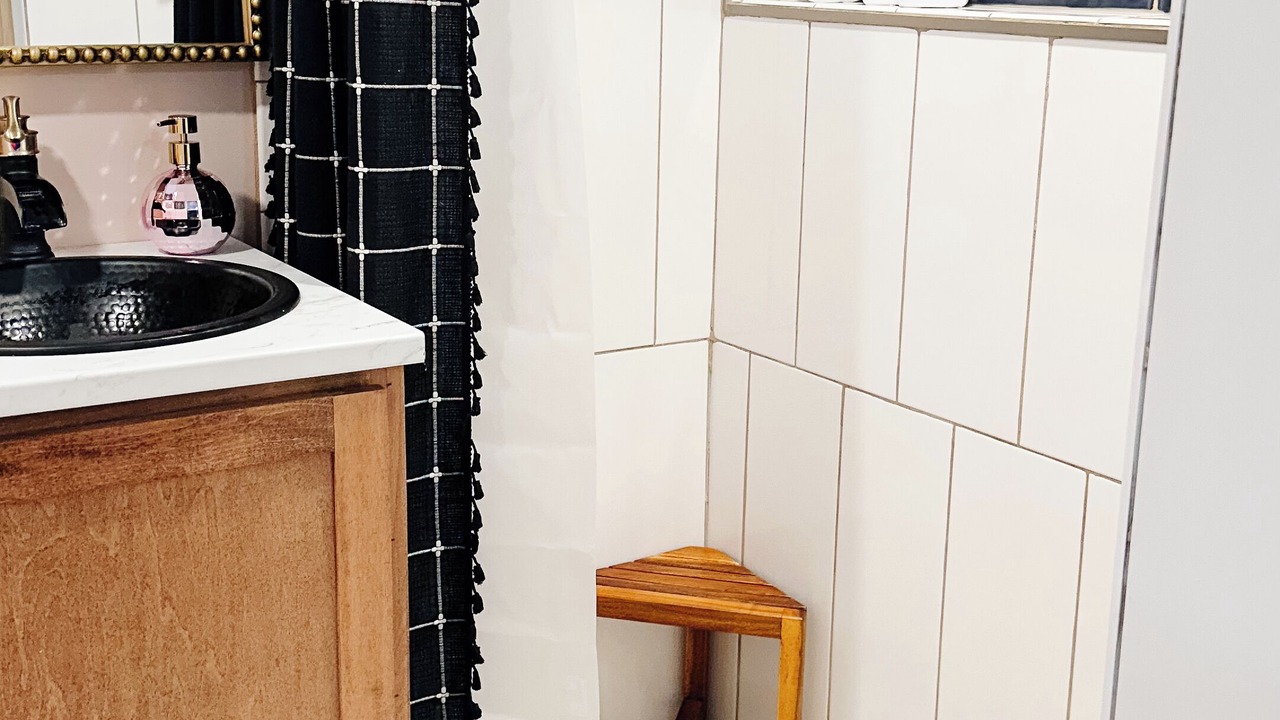 Photo of Bathroom in Albion