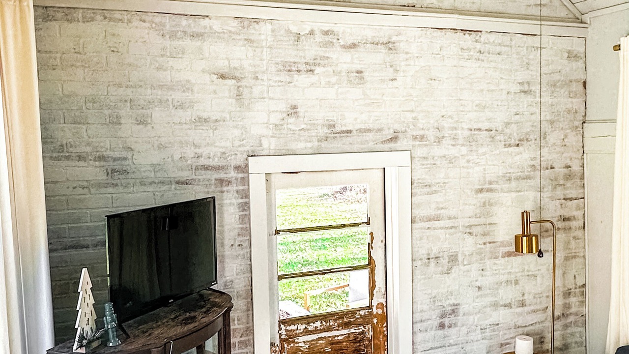 Photo of Livingroom in Albion