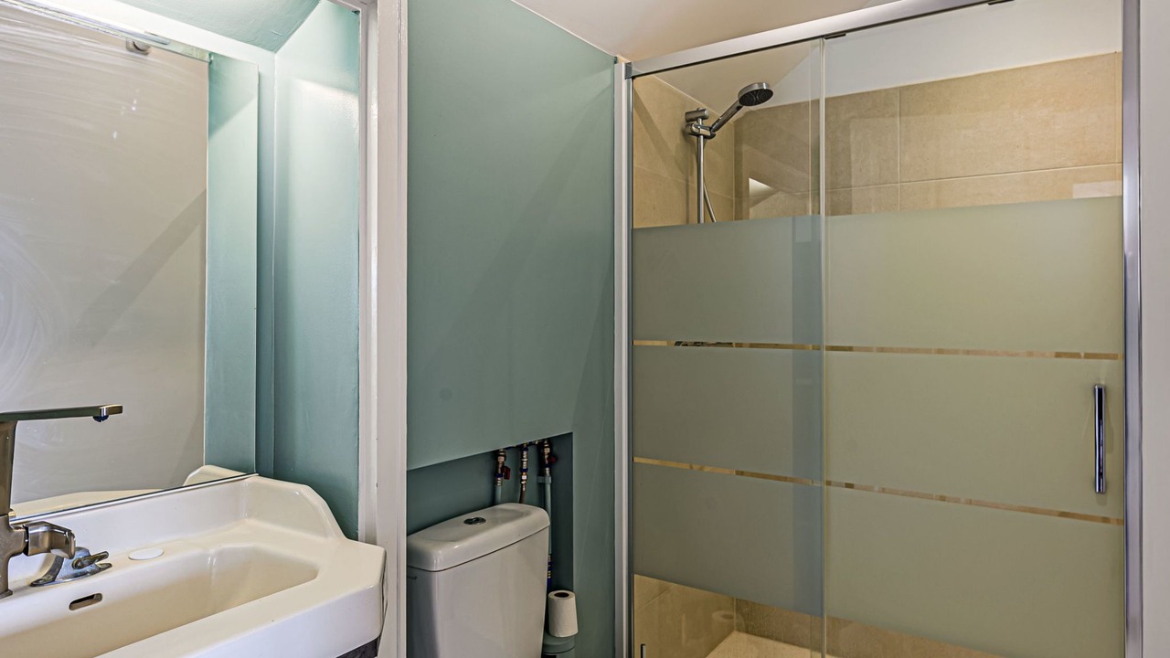 Photo of Bathroom in Arradon