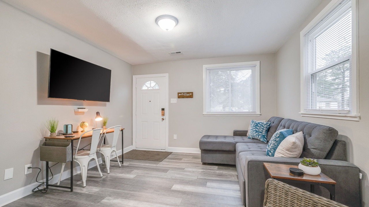 Photo of Livingroom in Portsmouth