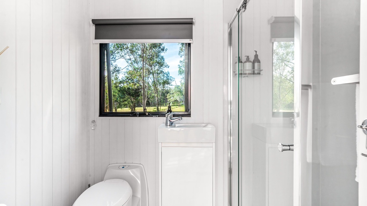 Photo of Bathroom in Broke