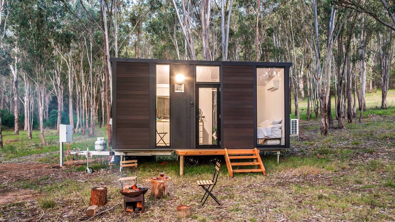 Photo of Outdoor in Broke