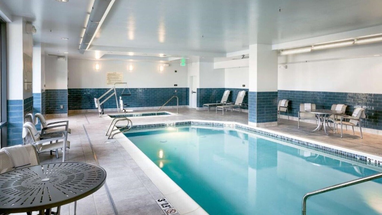 Photo of Outdoor in Maple Leaf