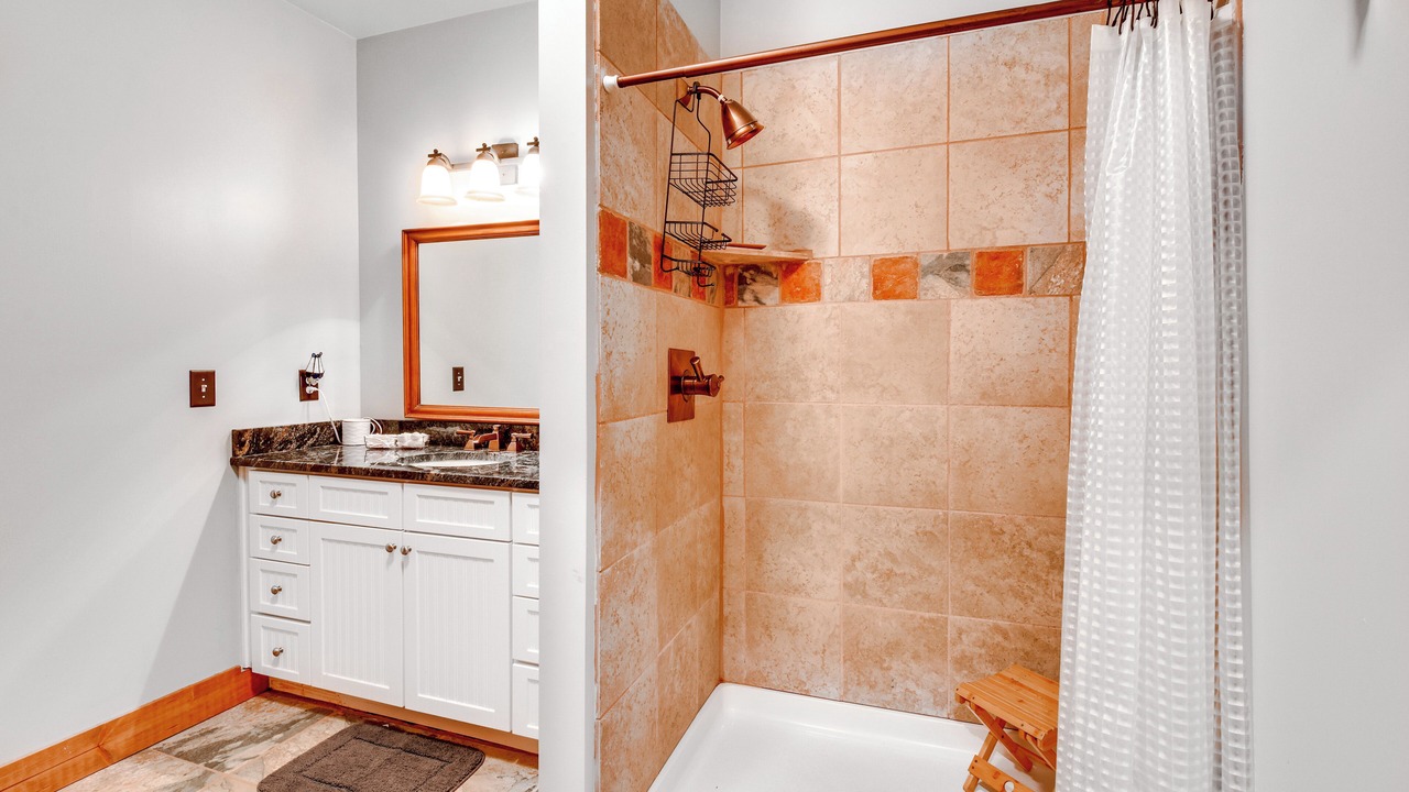 Photo of Bathroom in Gumlog