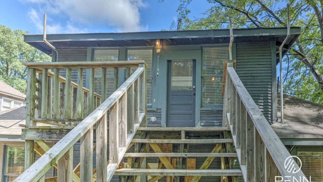 Photo of Others in Cooper-Young Historic District