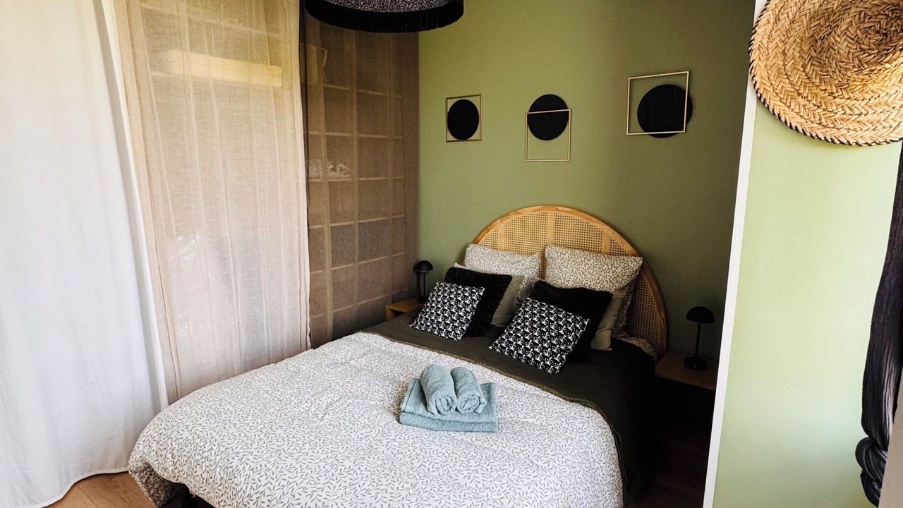 Photo of Bedroom in Manosque