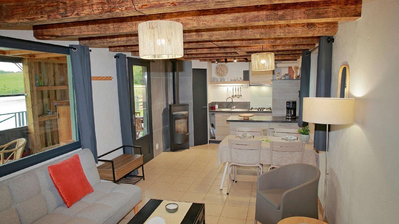 Photo of Livingroom in Metairies-Saint-Quirin