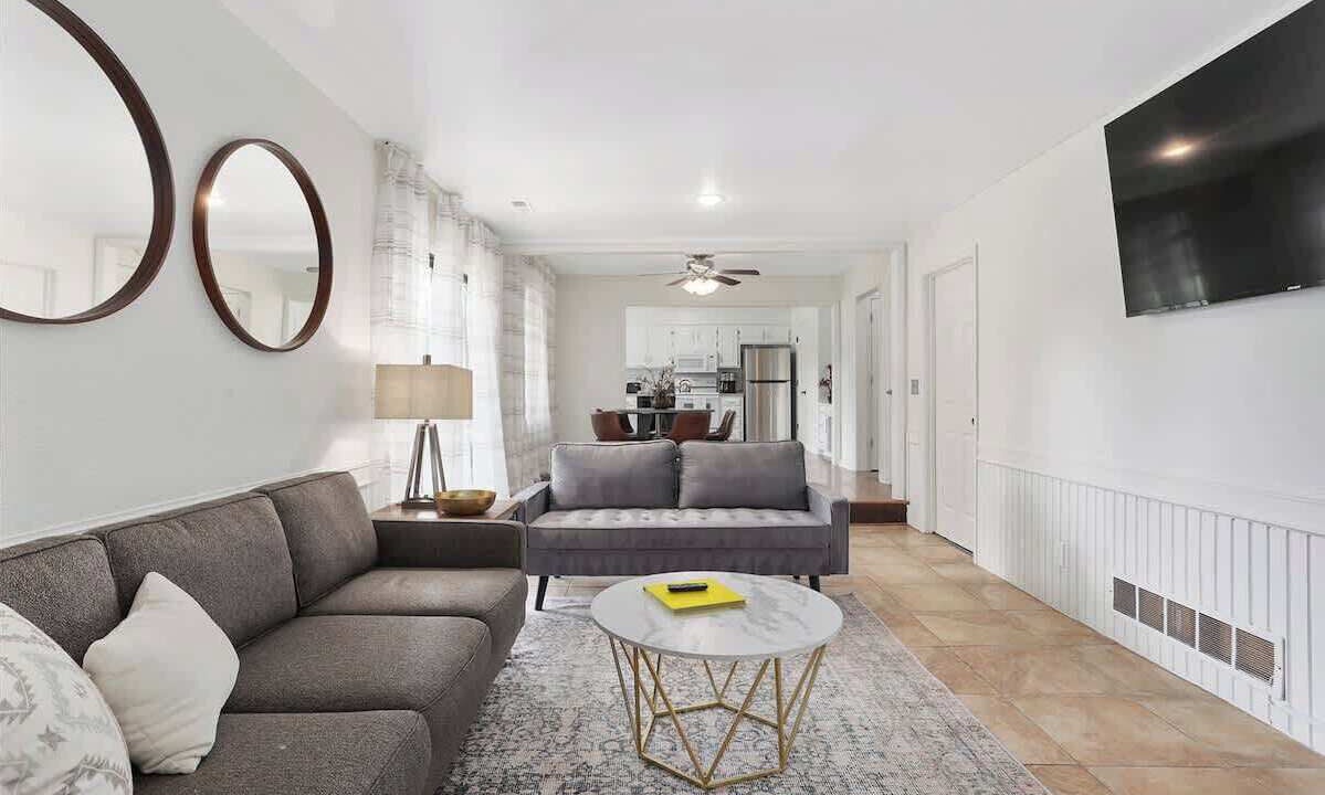 Photo of Livingroom in Olathe