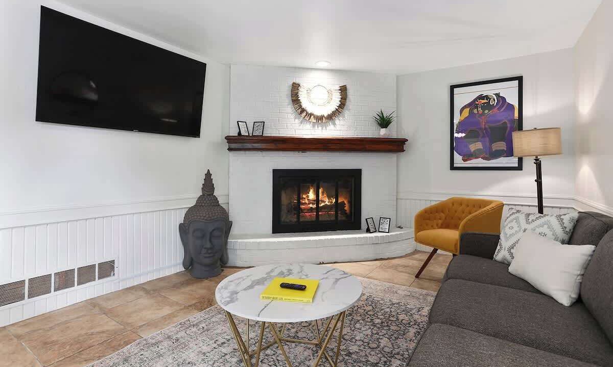 Photo of Livingroom in Olathe