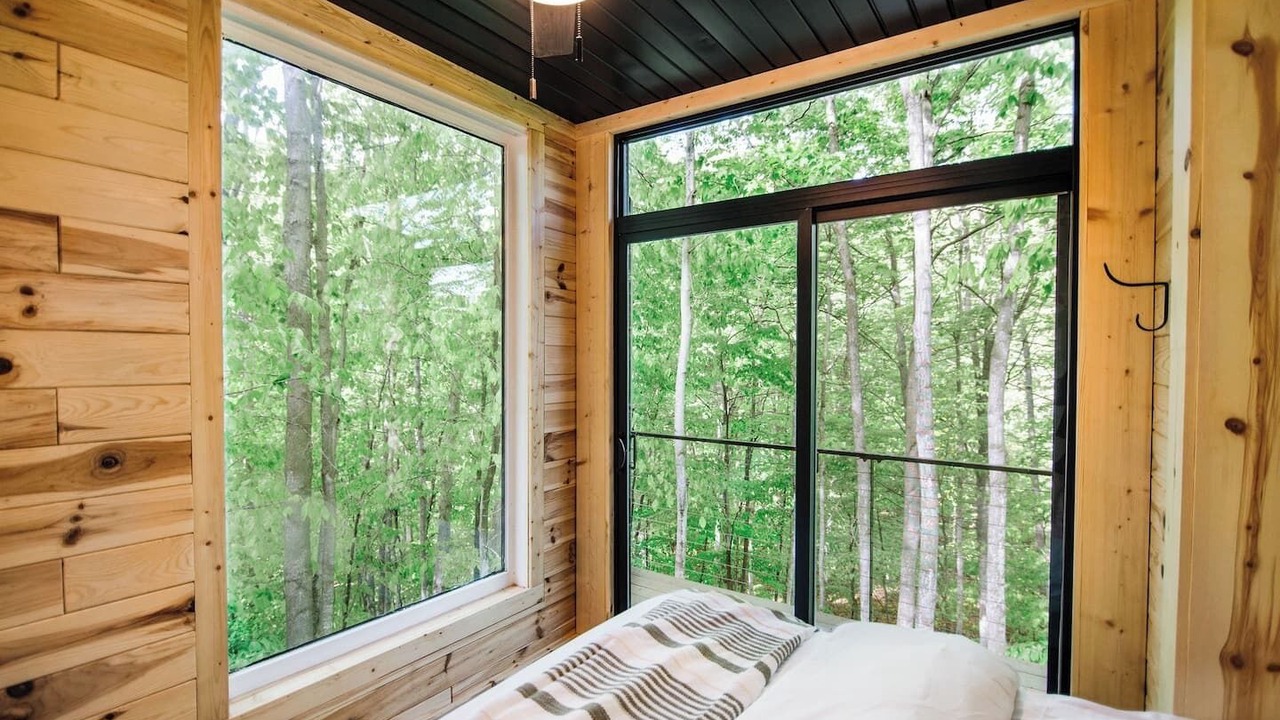 Photo of Bedroom in Charlevoix