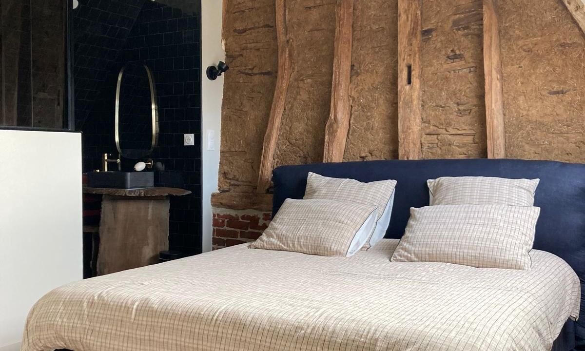 Photo of Bedroom in Sainghin-en-Melantois
