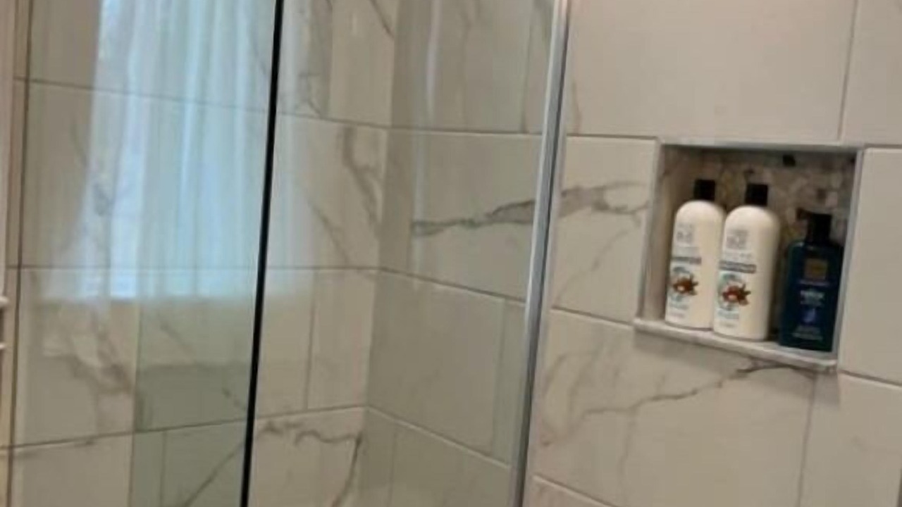 Photo of Bathroom in Parole