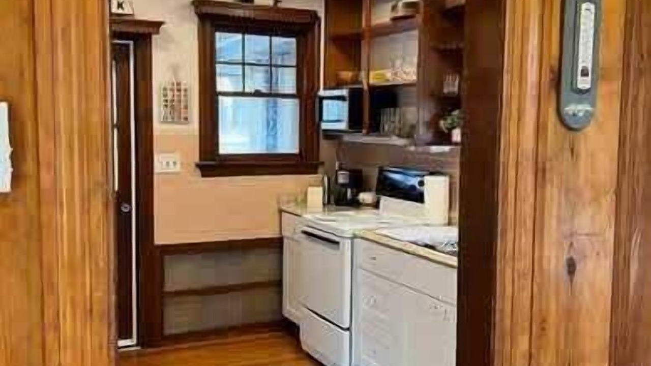 Photo of Others in Parole