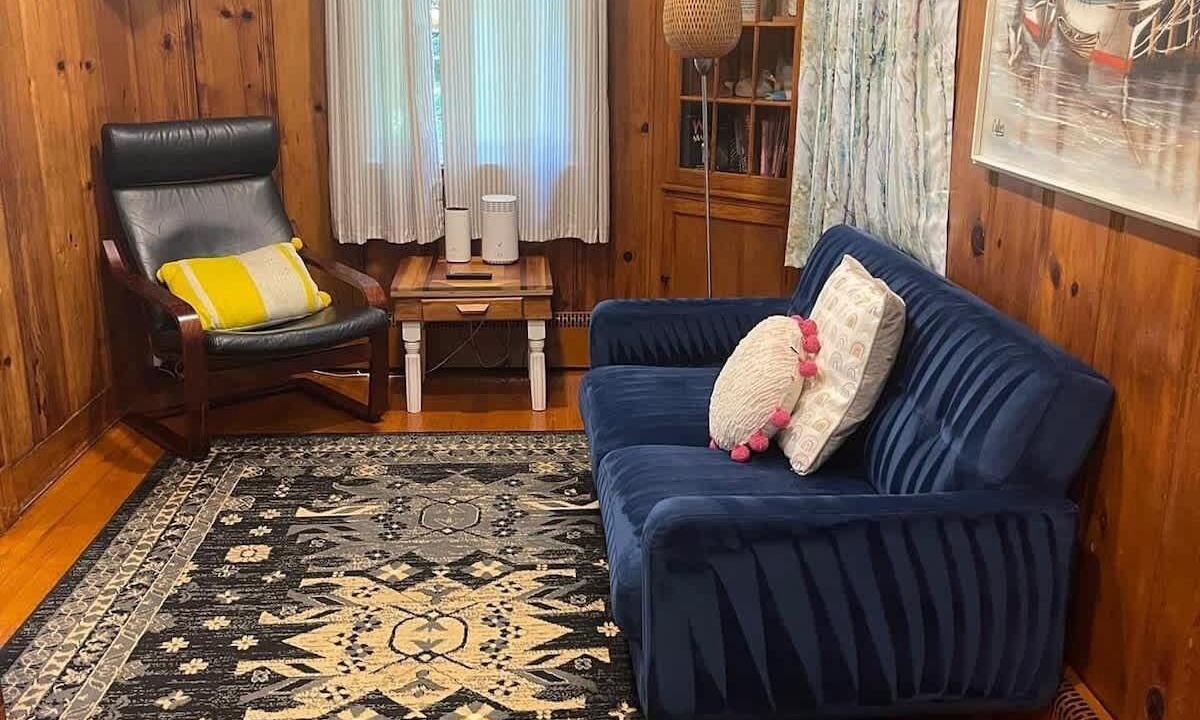 Photo of Livingroom in Parole