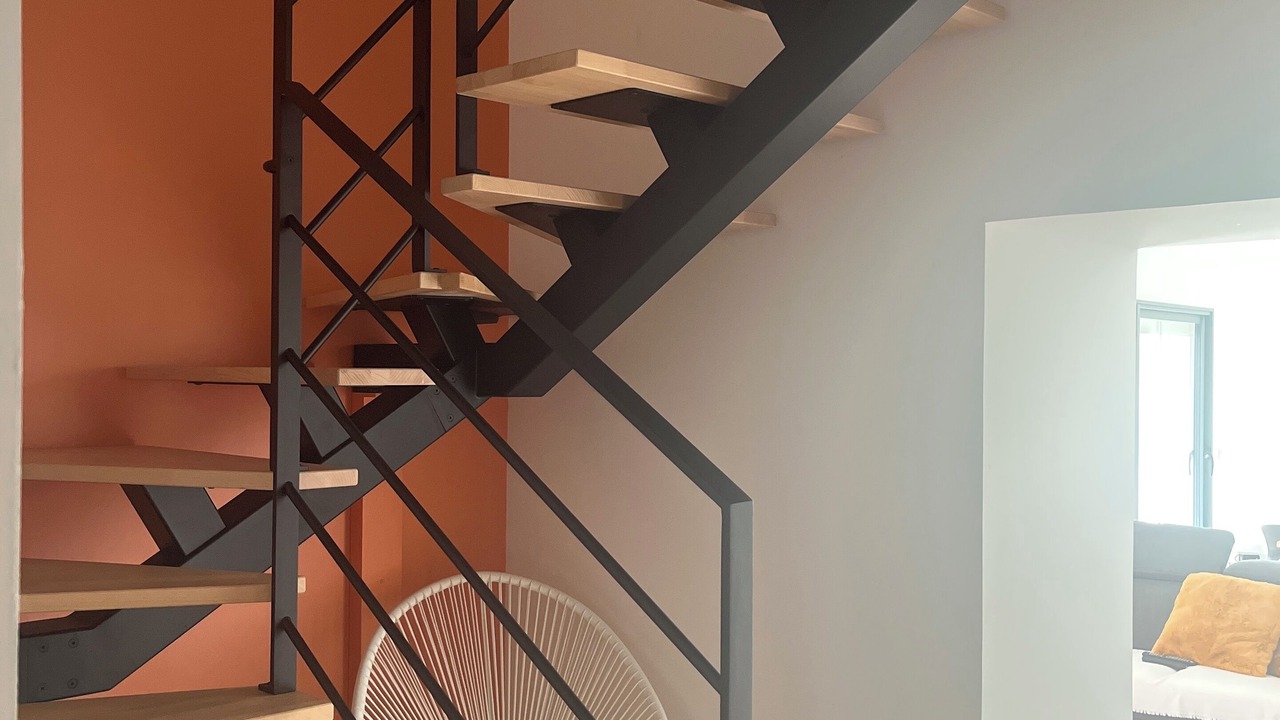 Photo of Others in Charly