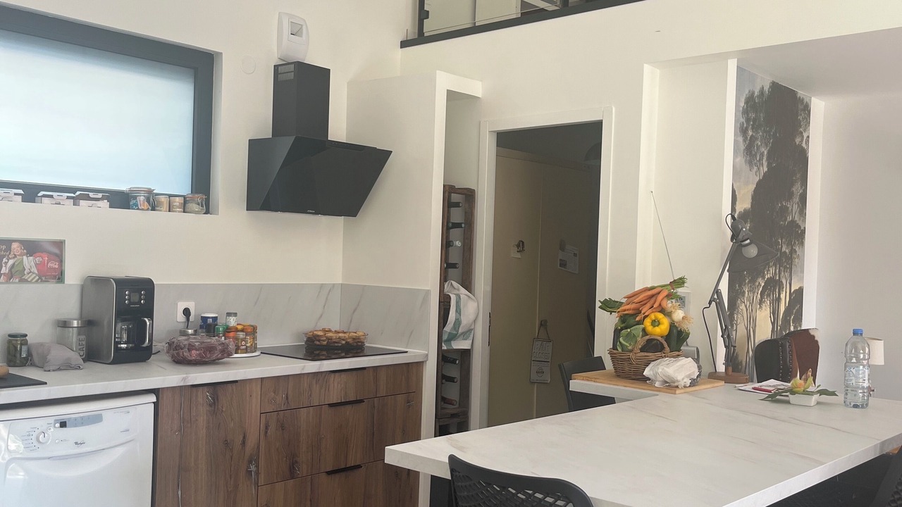 Photo of Others in Charly