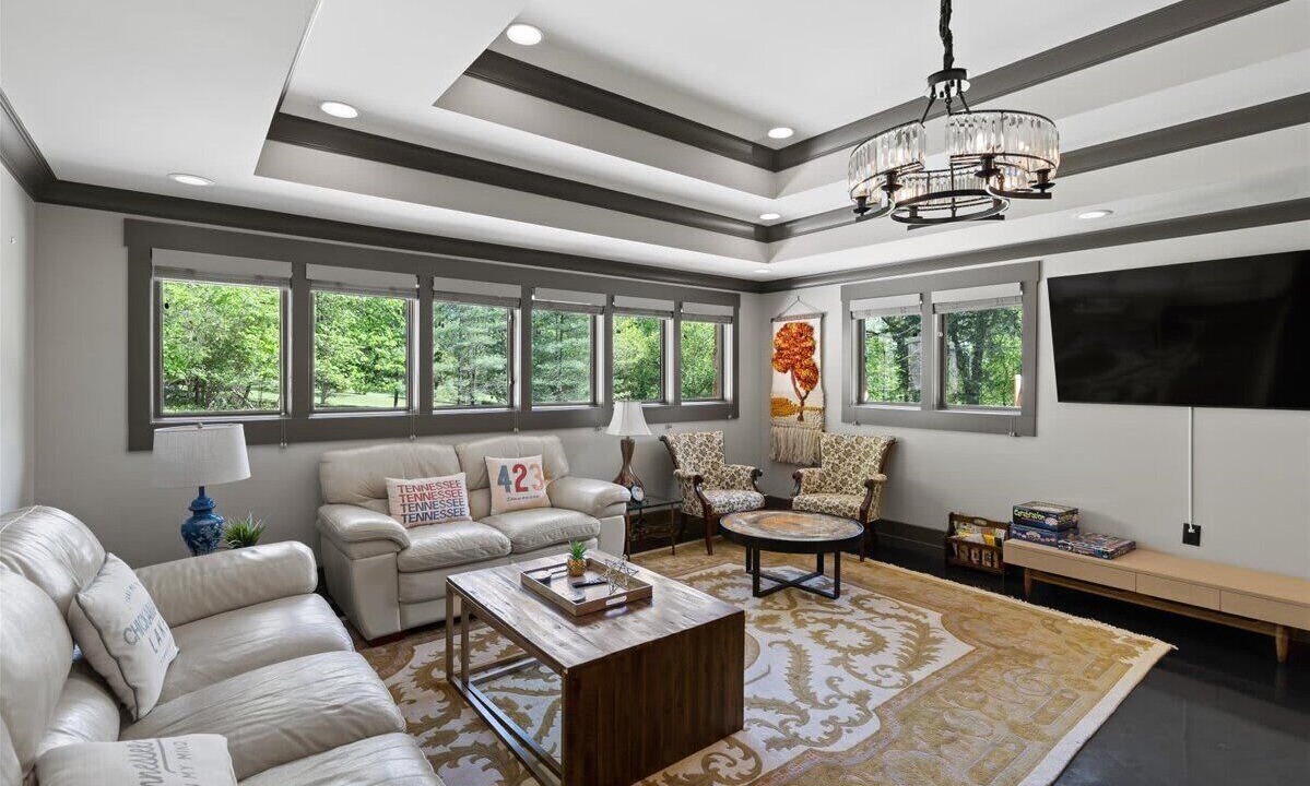 Photo of Livingroom in South Pittsburg