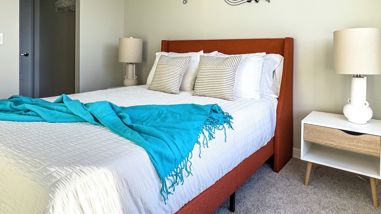 Photo of Bedroom in Inglewood