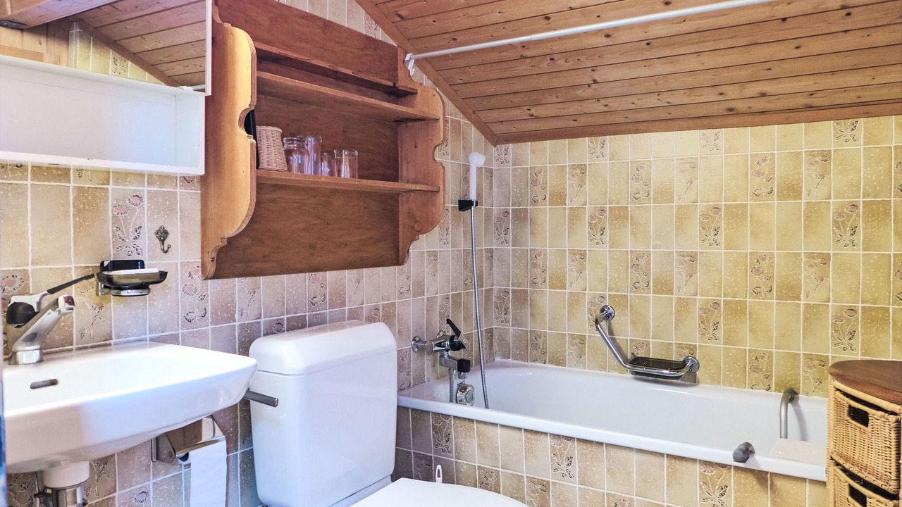 Photo of Bathroom in Innertkirchen