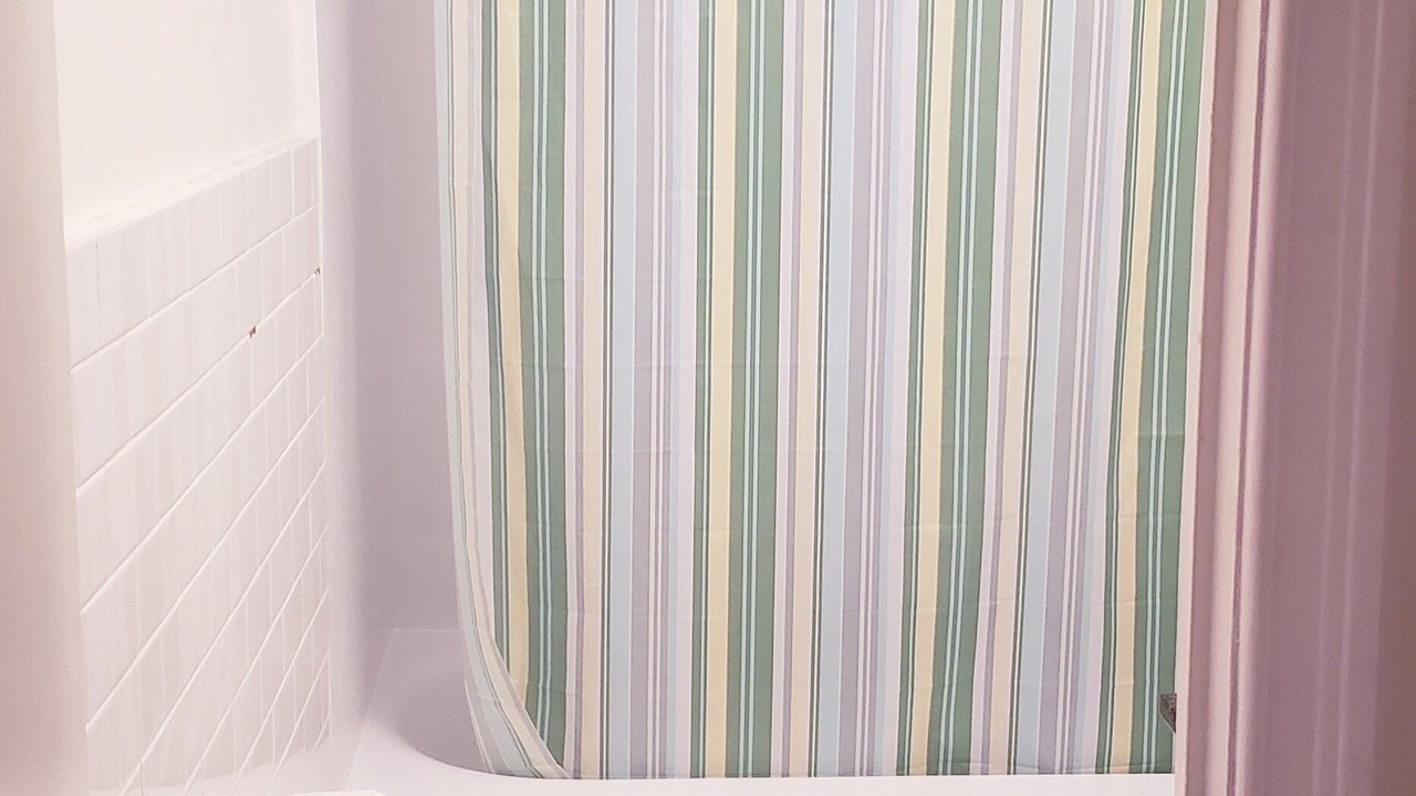 Photo of Bathroom in Oakwood Village
