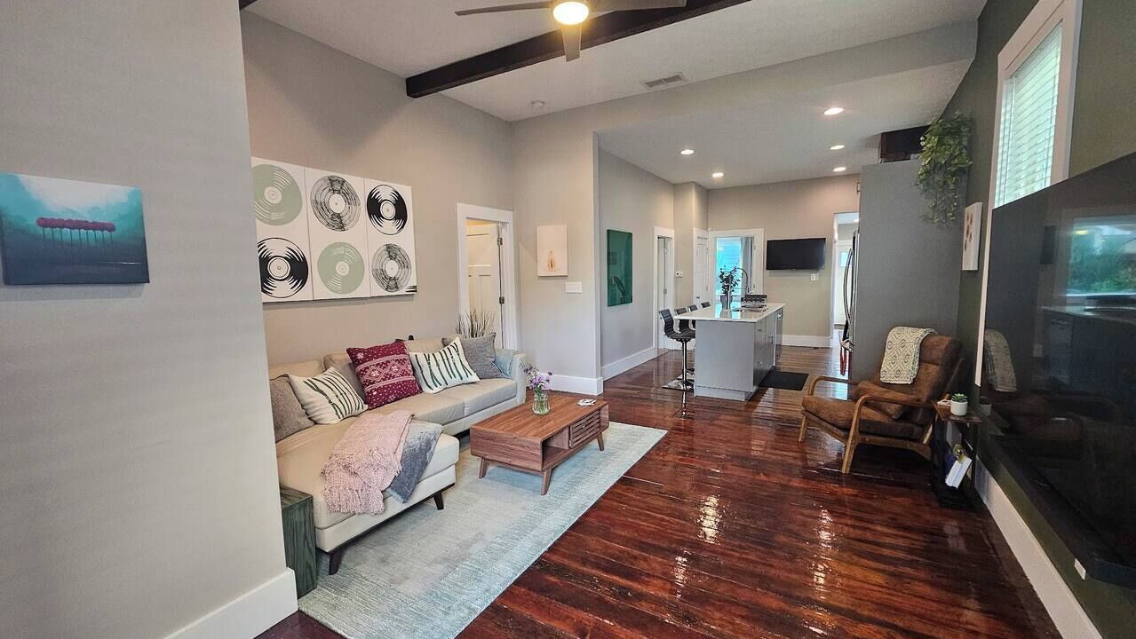 Photo of Livingroom in Indianapolis