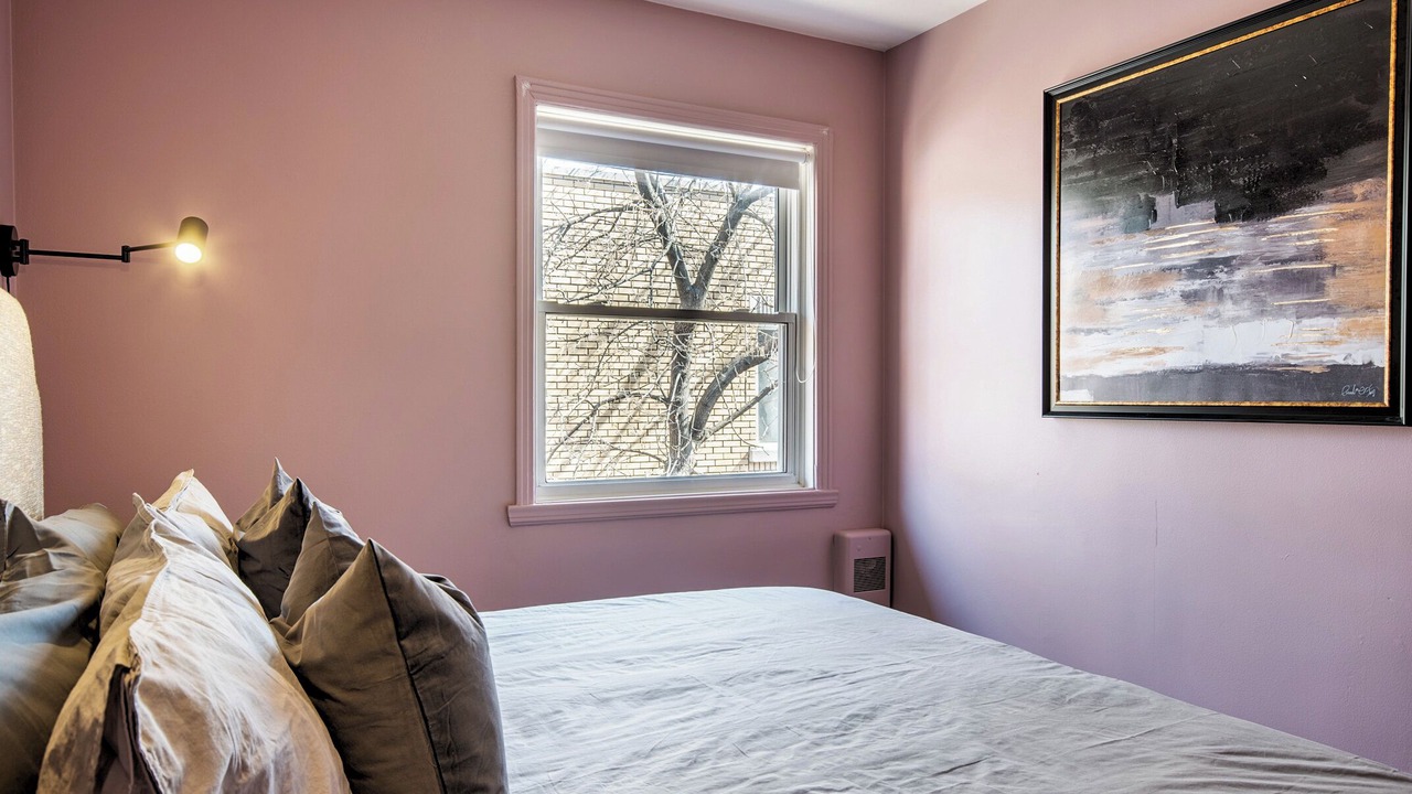 Photo of Bedroom in Ahuntsic
