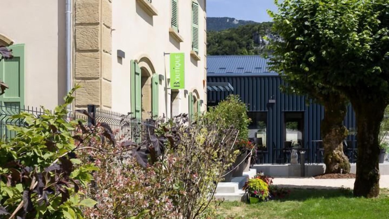 Photo of Outdoor in Saint-Christophe-la-Grotte