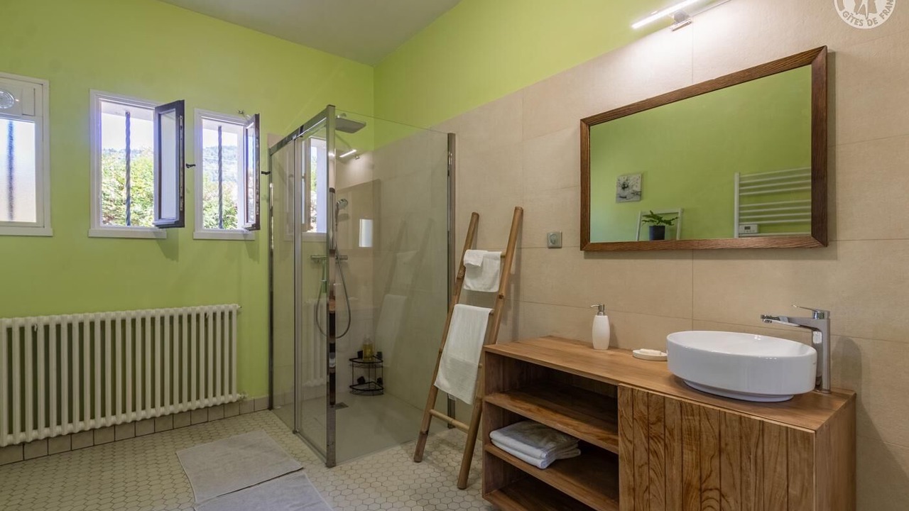 Photo of Bathroom in Novalaise