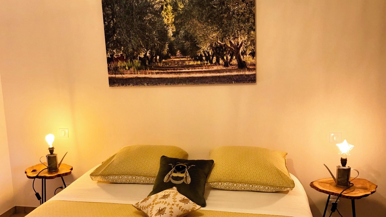 Photo of Bedroom in Vallabrix