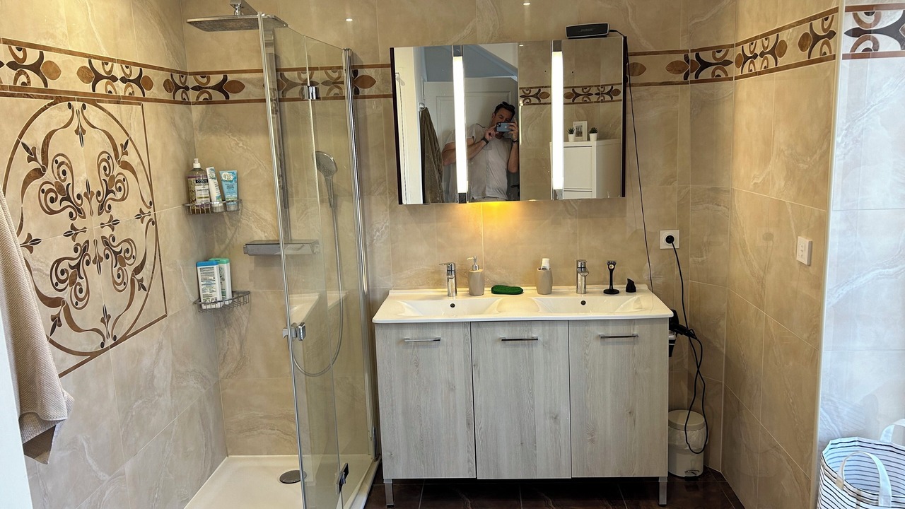 Photo of Bathroom in Lion-sur-Mer