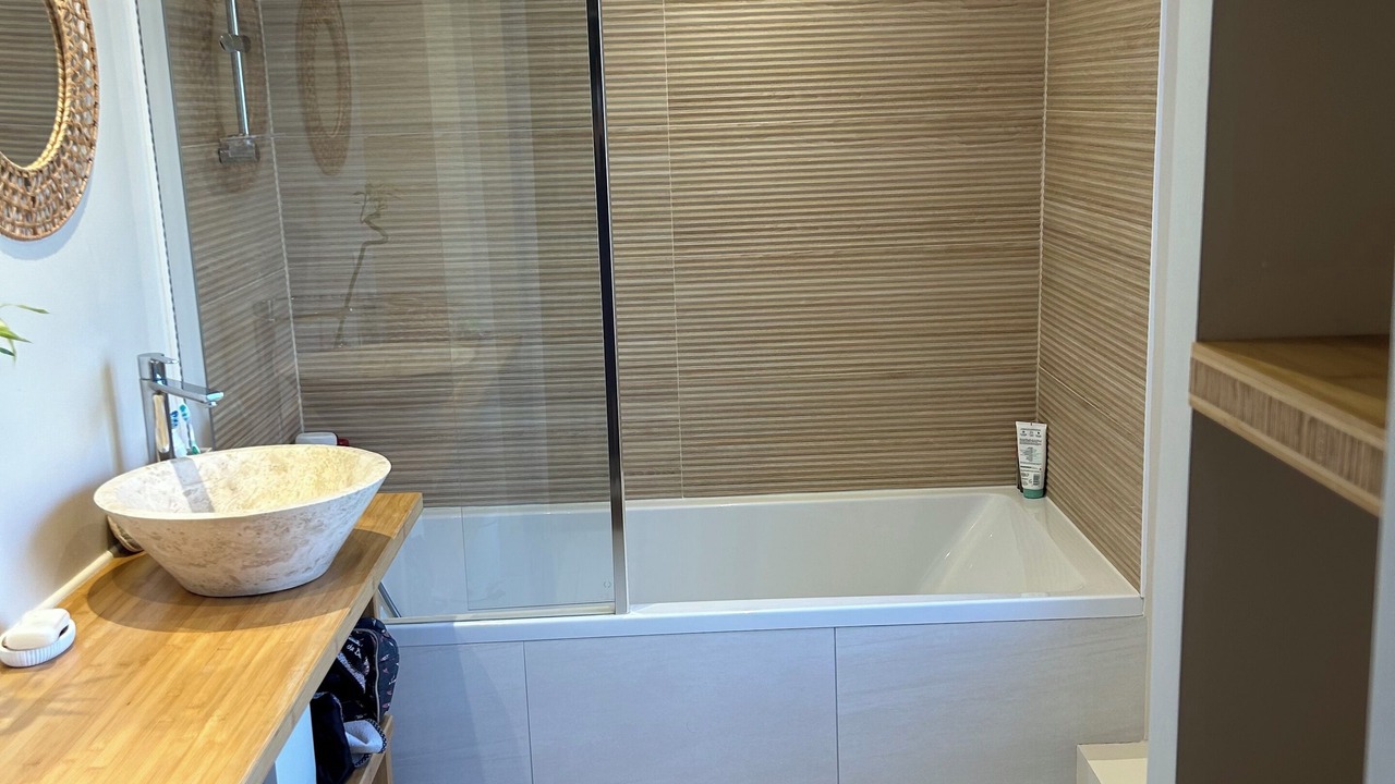 Photo of Bathroom in Lion-sur-Mer