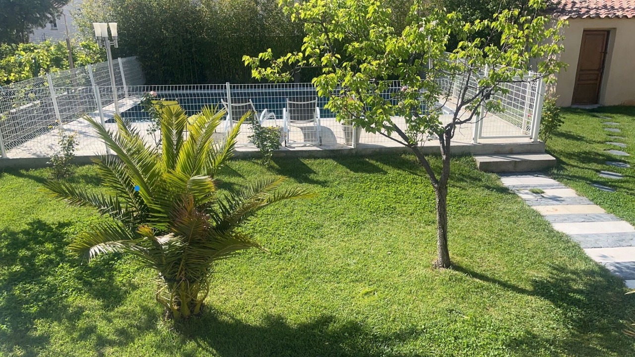 Photo of Outdoor in Carpentras