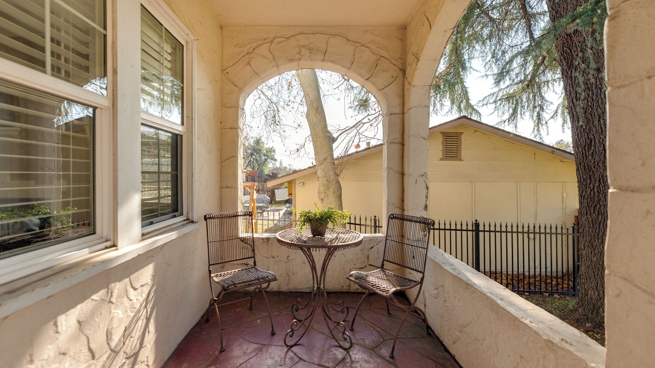 Photo of Outdoor in Diamond Springs