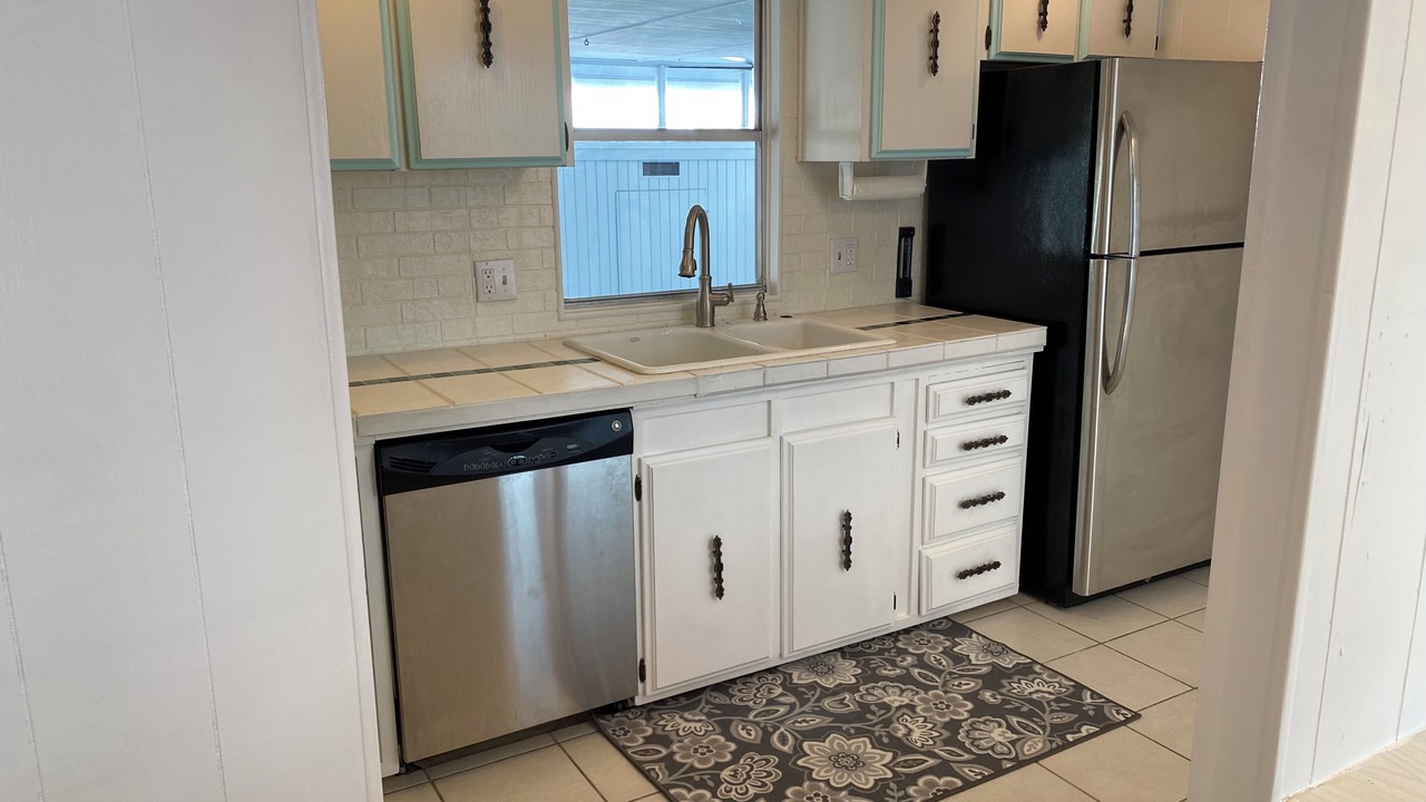 Photo of Kitchen in Key Largo Village