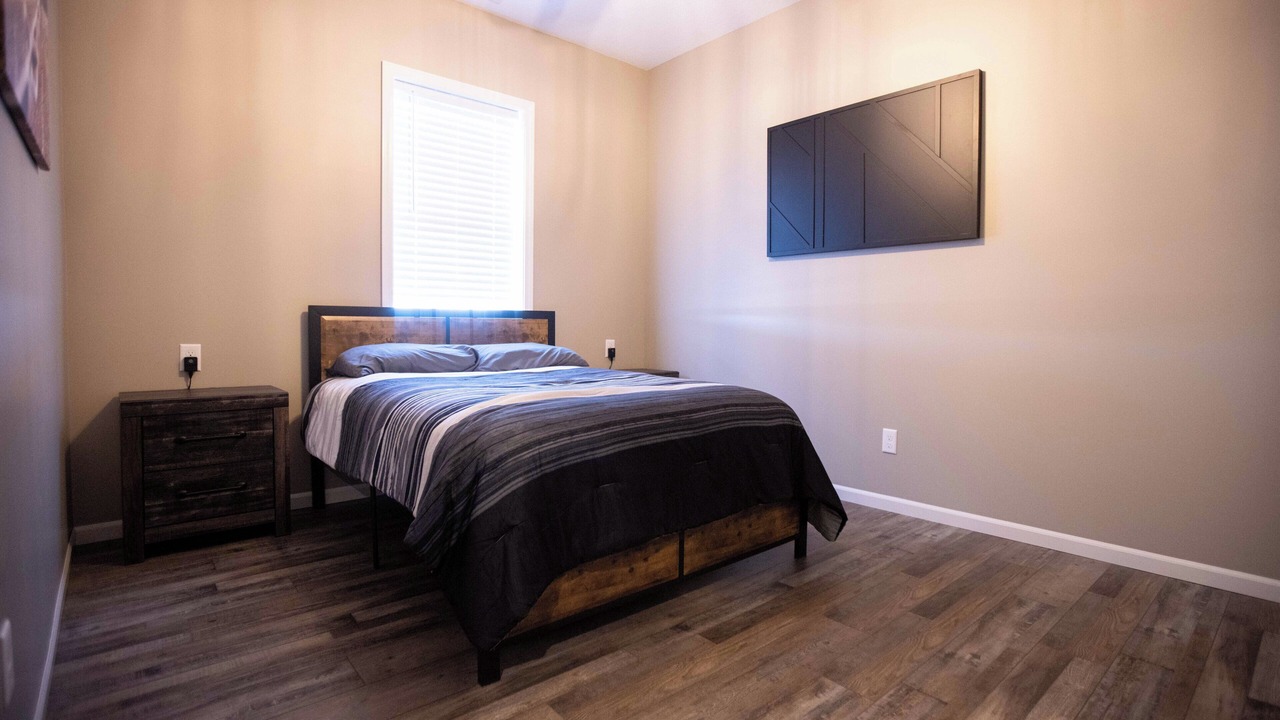 Photo of Bedroom in Lyon County