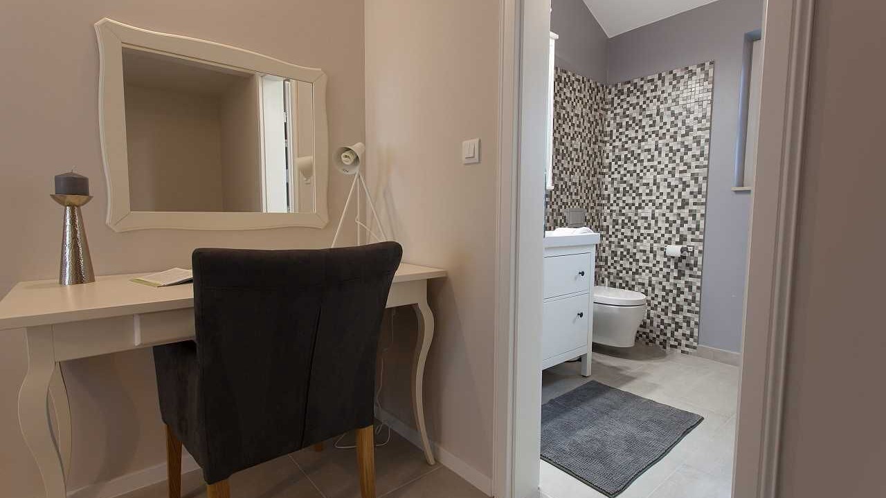 Photo of Bathroom in Kras