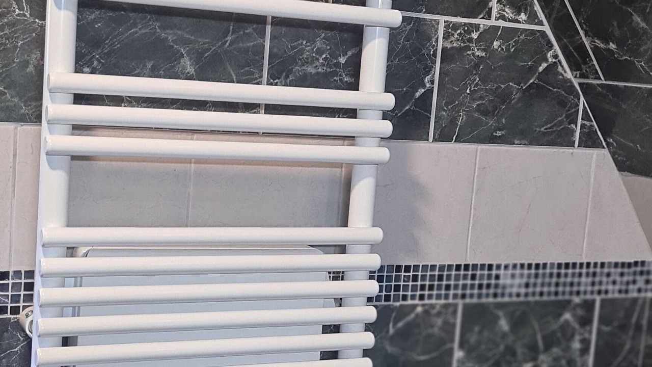 Photo of Bathroom in Auby