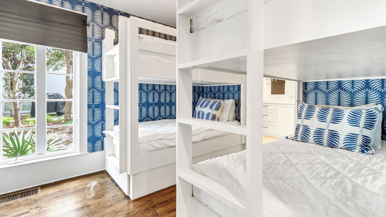 Photo of Bedroom in Seaside