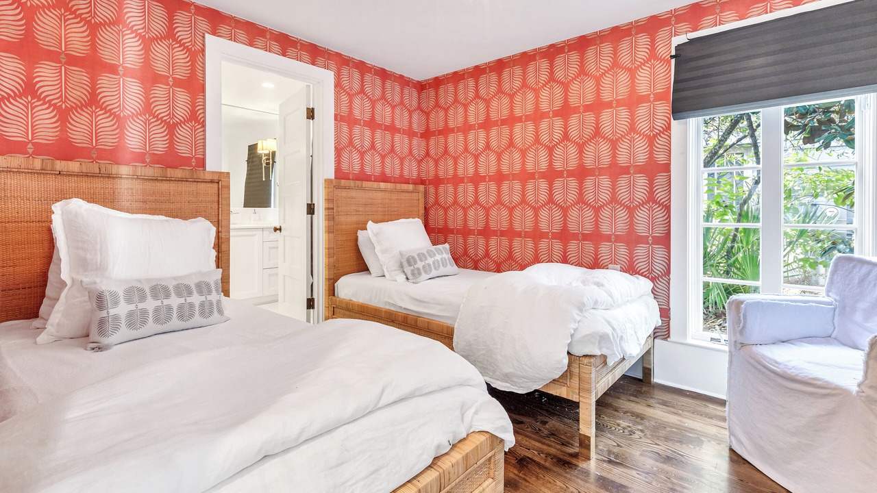Photo of Bedroom in Seaside
