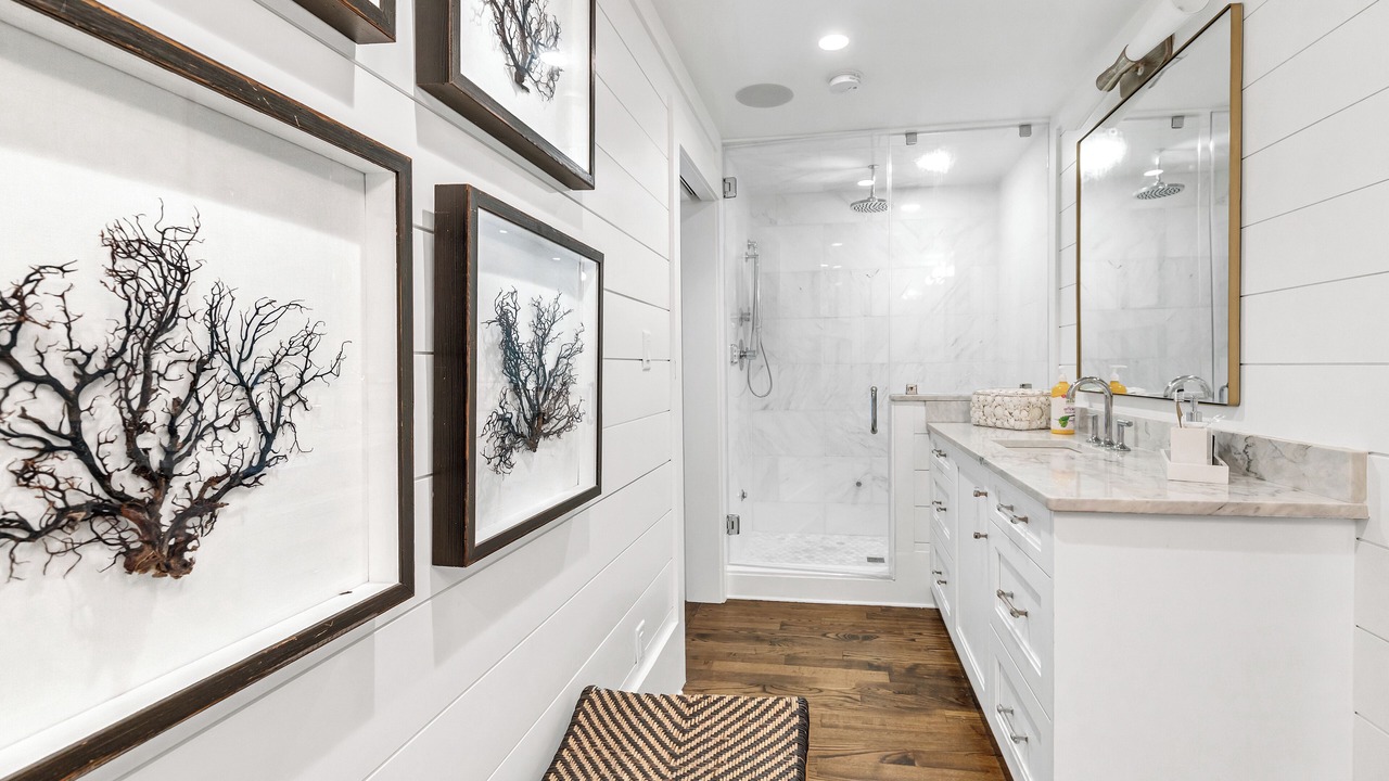 Photo of Bathroom in Seaside